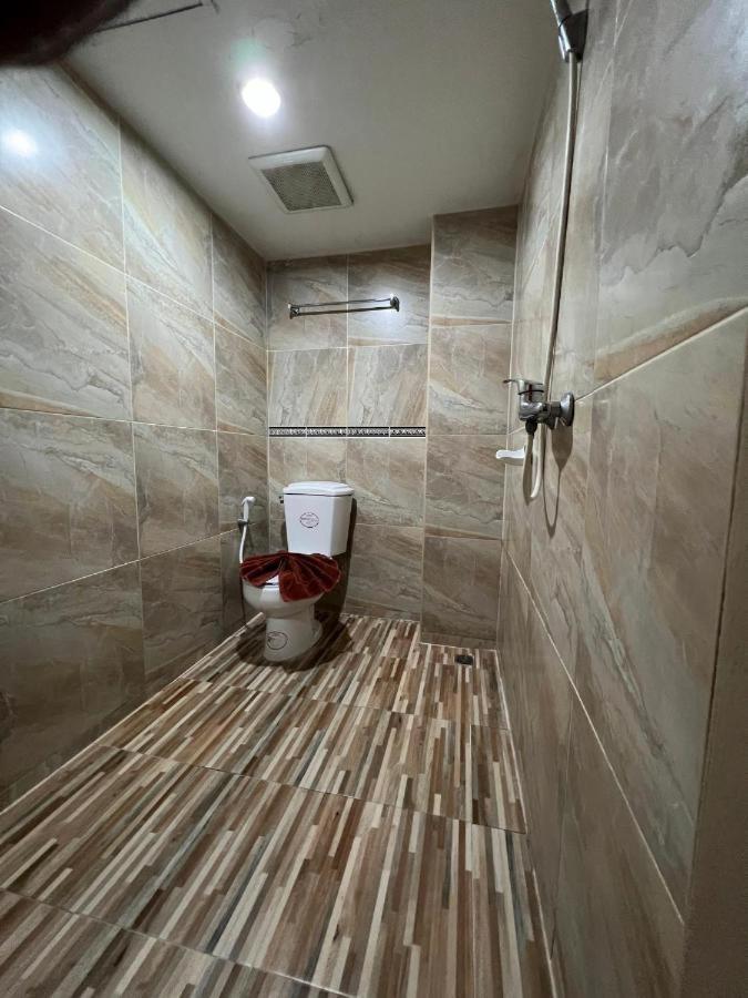 Отель Chilli Salza Patong Экстерьер фото